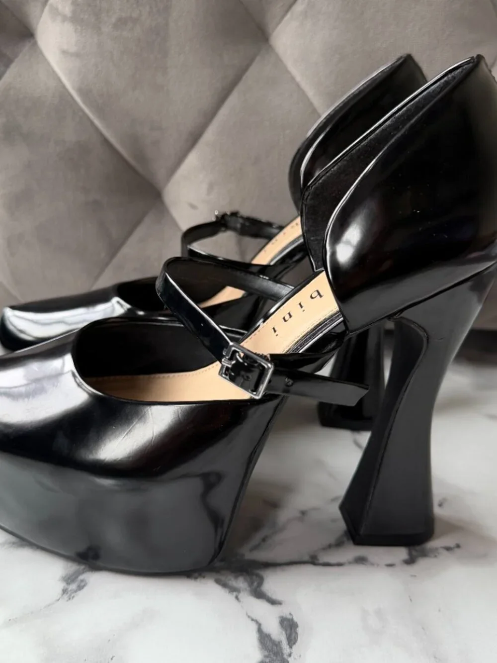 Gianni Bini Quincy Black Patent Platform Mary Jane Pumps Size 9